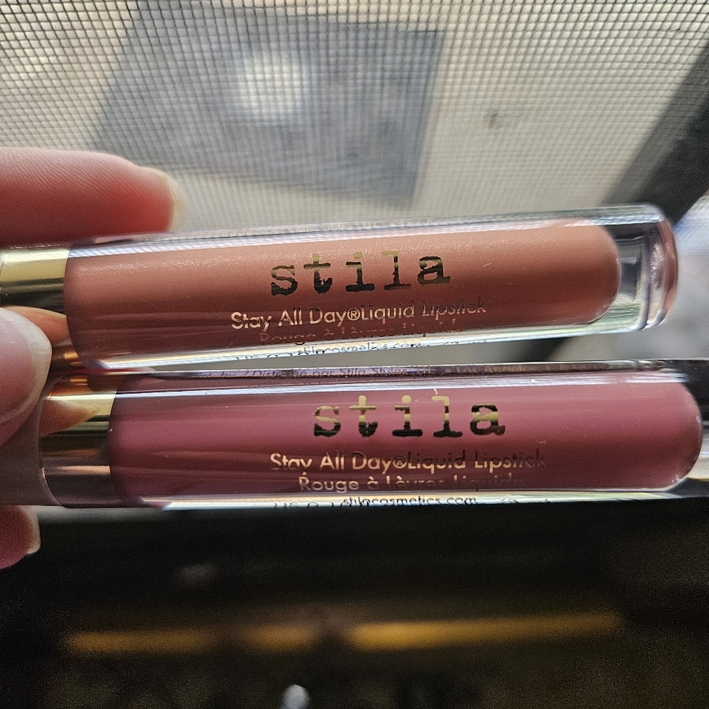Lip And Nail W/makeup Bag Bundle - Picture 9 of 10